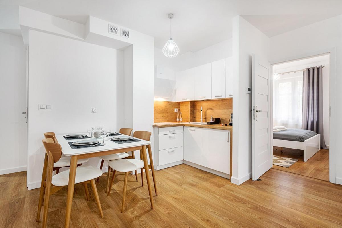 Gold Apartments Your Holiday Home Rodzinny 3 Krynica Zdroj Luaran gambar