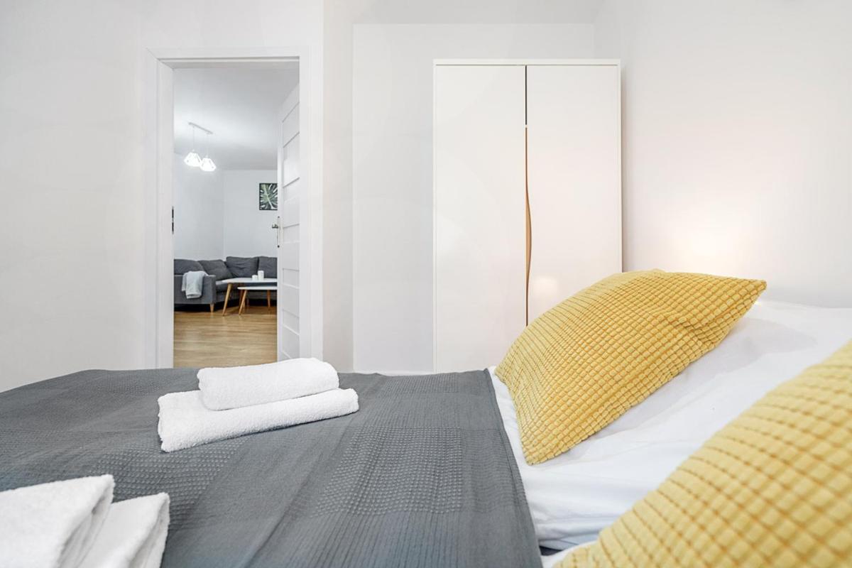 Gold Apartments Your Holiday Home Rodzinny 3 Krynica Zdroj Luaran gambar